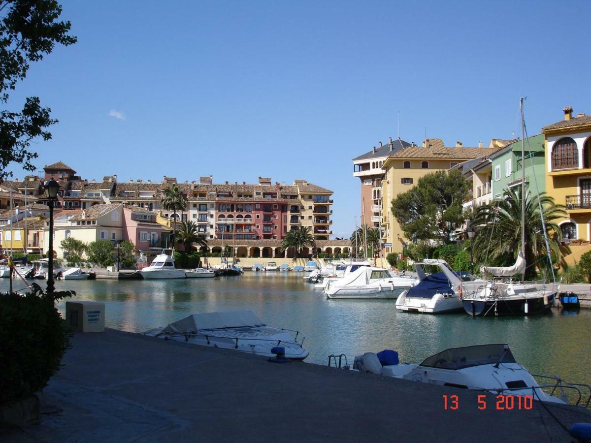 Valencia, Ideally Located 3Bed-2Bath Apart.Few Mints Walk From Beach,Pool,Shop. Port Saplaya Eksteriør bilde