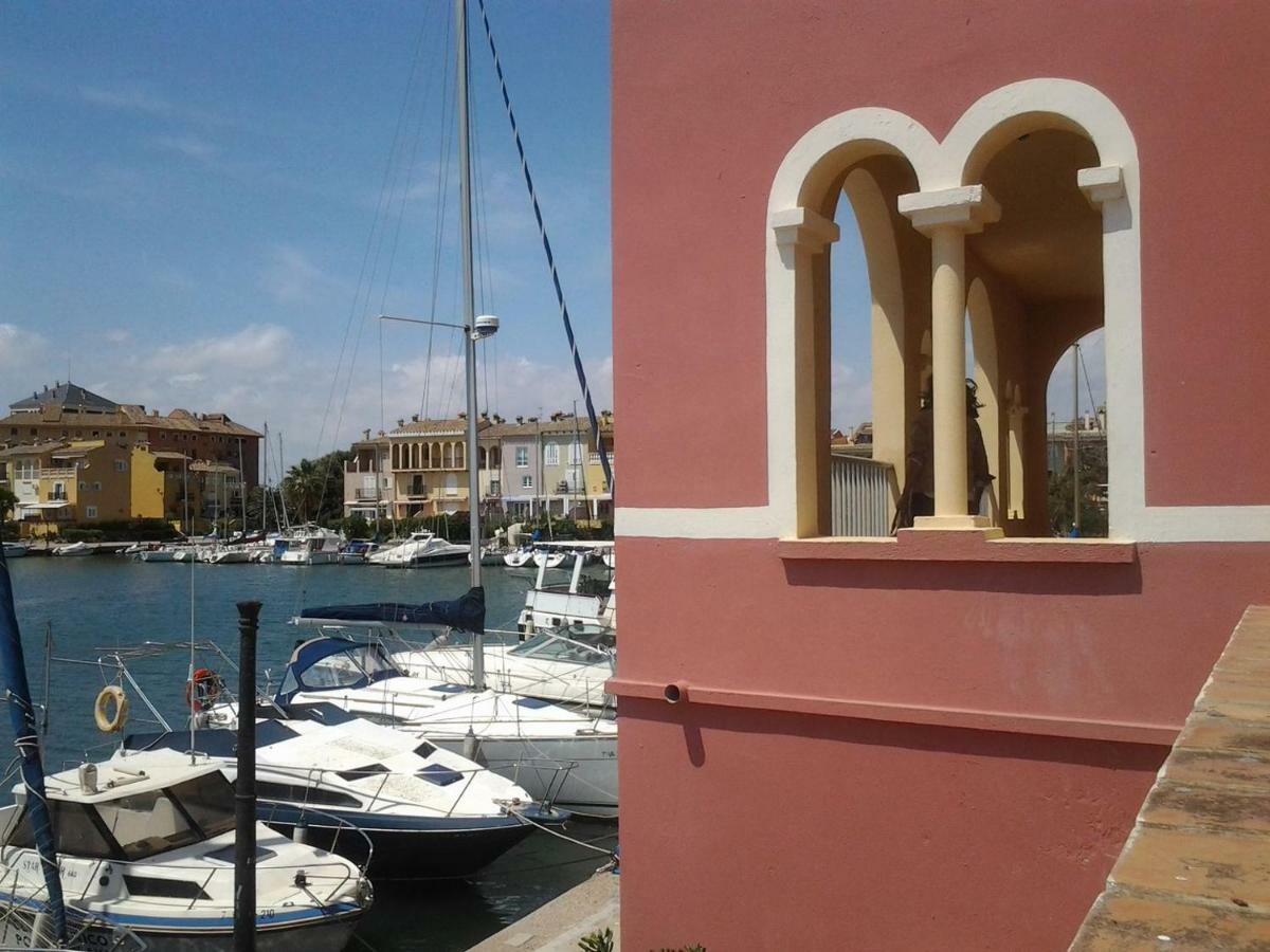 Valencia, Ideally Located 3Bed-2Bath Apart.Few Mints Walk From Beach,Pool,Shop. Port Saplaya Eksteriør bilde